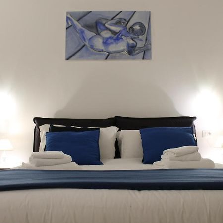 Exclusive Central Apartment 48 Рим Екстер'єр фото