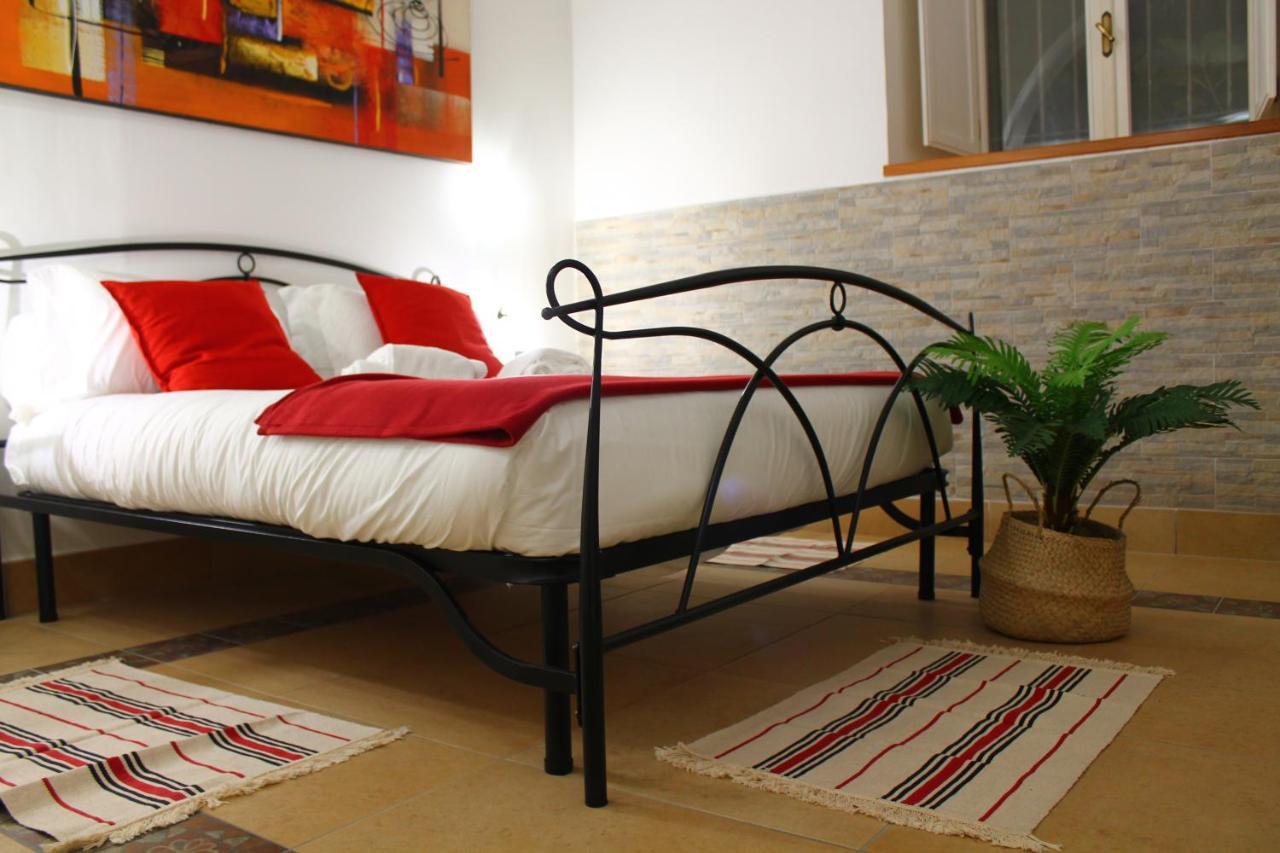 Exclusive Central Apartment 48 Рим Екстер'єр фото
