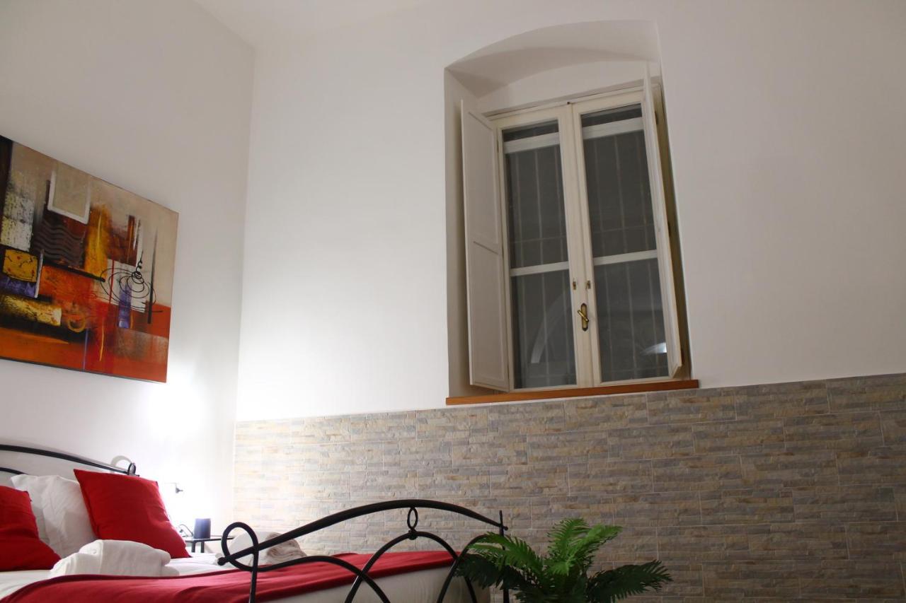 Exclusive Central Apartment 48 Рим Екстер'єр фото