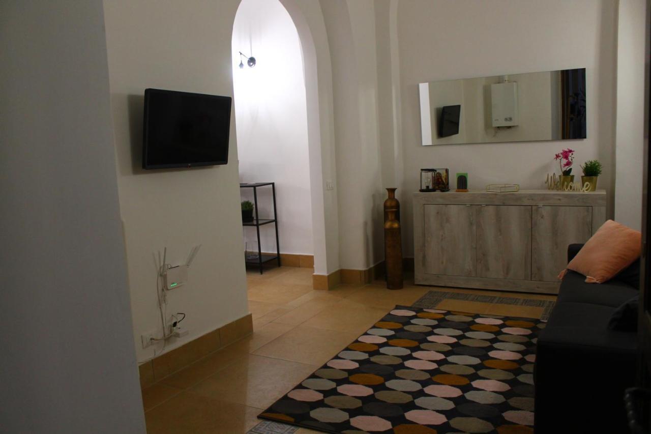 Exclusive Central Apartment 48 Рим Екстер'єр фото